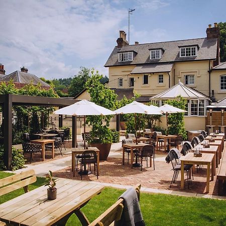 The Drummond At Albury Guildford Esterno foto