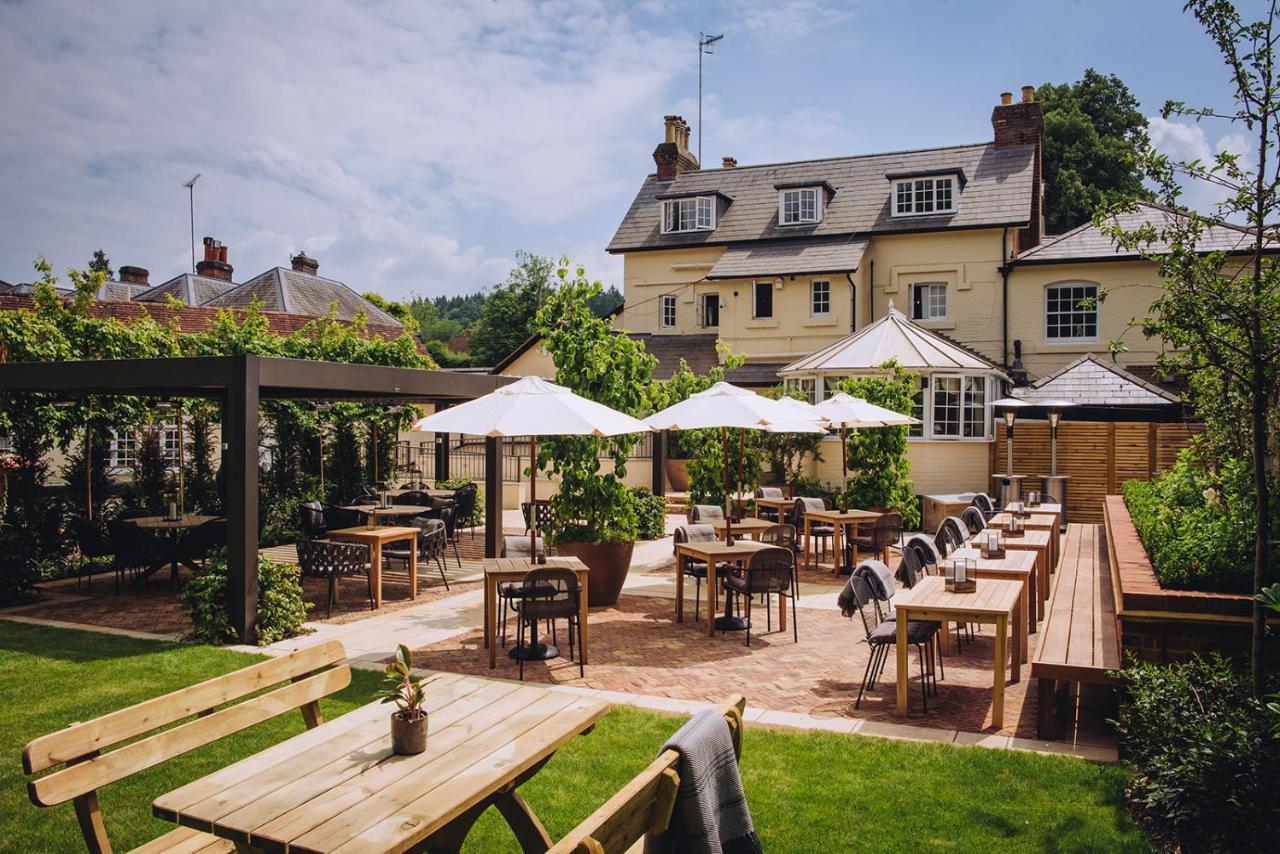 The Drummond At Albury Guildford Esterno foto